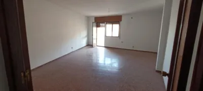 Piso en venta en Andalucia, Fernán-Núñez de 84.000 €