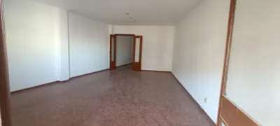 Piso en venta en Andalucia, Fernán-Núñez de 84.000 €