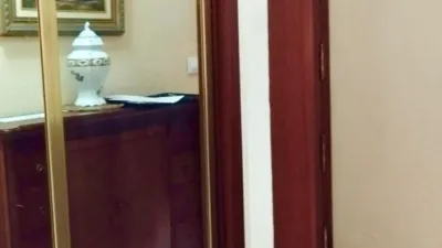 Piso en venta en Av. Barcelona - Viñuela - Rescatado - Más