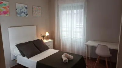 Piso en alquiler en Ciudad Jardín, Ciudad Jardín-Zoco (Córdoba Capital) de 1.280 €<span>/mes</span>