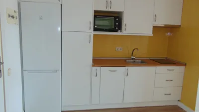 Apartamento en alquiler en Calle de Clara del Rey, cerca de Calle del Corazón de María - Imagen 3