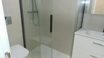 Piso en alquiler en Calle de San Germán, cerca de Calle de la Infanta Mercedes - Imagen 12