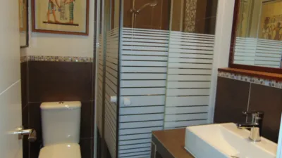 Apartment on Calle del Doce de Octubre photo 23