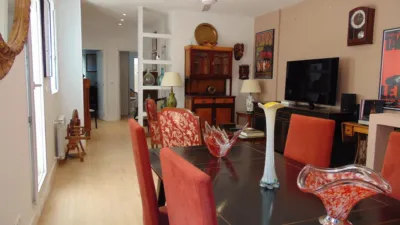 Apartment on Calle del Doce de Octubre photo 3