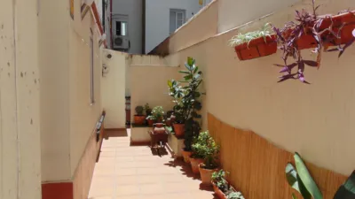 Apartment on Calle del Doce de Octubre photo 8