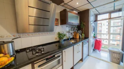 Apartment in Nervión photo 2