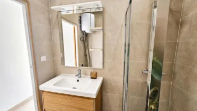 Piso en Carrer de la Roca Llarga photo 13