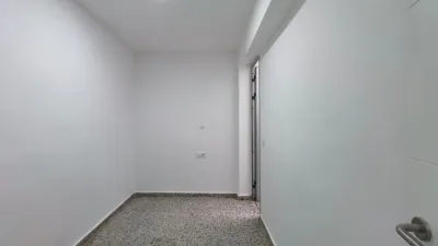 Piso en alquiler en Avenida de Taco, cerca de Carretera General del Rosario, Taco-Geneto-Las Chumberas-Guajara-Los Andenes (San Cristóbal de La Laguna) de 875 €<span>/mes</span>