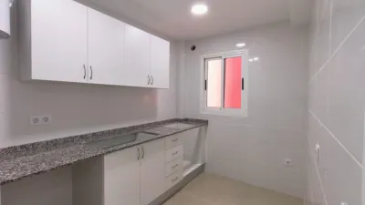 Piso en alquiler en Avenida de Taco, cerca de Carretera General del Rosario, Taco-Geneto-Las Chumberas-Guajara-Los Andenes (San Cristóbal de La Laguna) de 875 €<span>/mes</span>