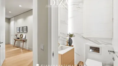 Piso en alquiler en Calle de la Reina - Imagen 53