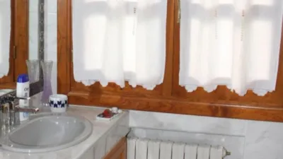 Chalet en venta en Calle de Miguel de Cervantes, 21, Arenas de San Pedro de 380.000 €