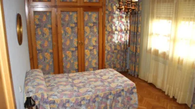 Chalet en venta en Calle de Miguel de Cervantes, 21, Arenas de San Pedro de 380.000 €