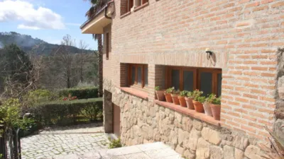 Chalet en venta en Calle de Miguel de Cervantes, 21, Arenas de San Pedro de 380.000 €