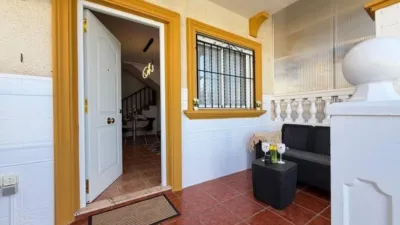 Casa – Torrevieja, Urbanización La Ceñuela - Más