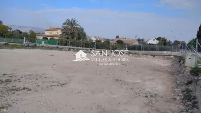 Terreno en venta en Matola - Más
