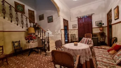 House in the Centre photo 21