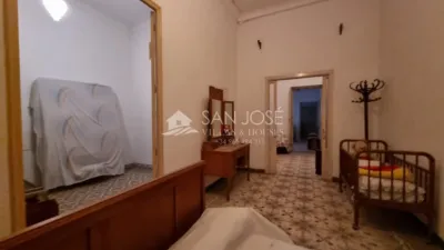 House in the Centre photo 7