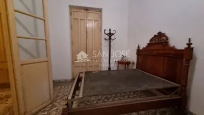 House in the Centre photo 9