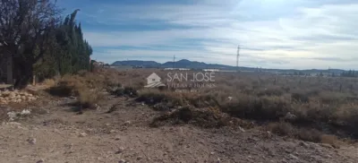 Terreno en venta en La Gabarrera - Más