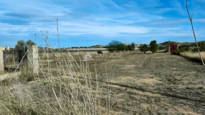 Terreno en venta en Tolomo - Más