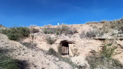 Terreno en venta en Algueña - Vista 3