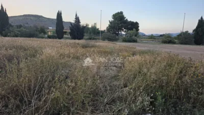 Terreno en venta en Jardines de San Isidro - Vista 2