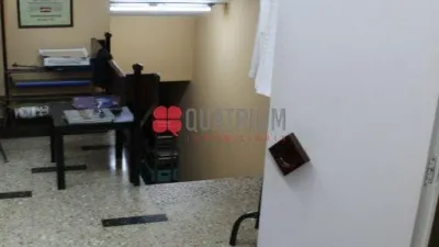 Local comercial en alquiler en Ensanche-Sar - Més