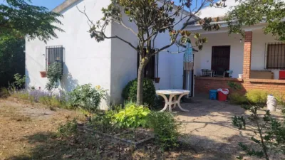 Chalet on Calle Diseminados, No. 30 photo 3