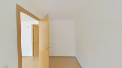 Flat in La Trinitat Nova photo 24