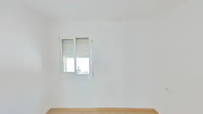 Flat in La Trinitat Nova photo 25