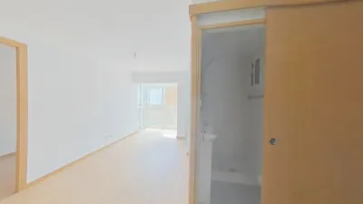 Flat in La Trinitat Nova photo 2