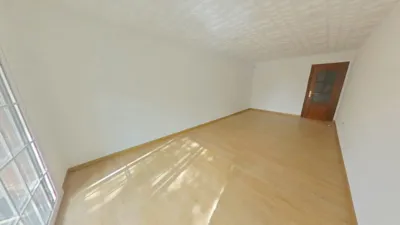 Apartment in Centre photo 9