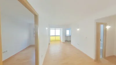 Apartment in Verdun photo 2