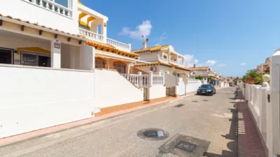 House in Los Almendros-La Florida photo 25