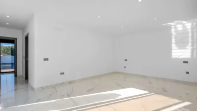 Chalet en venta en Campoamor - Más