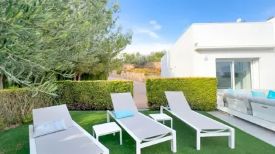 Casa – Orihuela, Residencial Enebro (Las Colinas Golf) - Vista 2