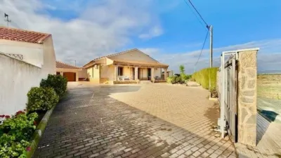 Chalet in Jerónimo y Avileses photo 9