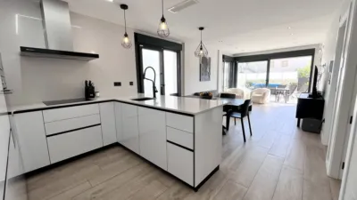 Chalet en La Zenia photo 3