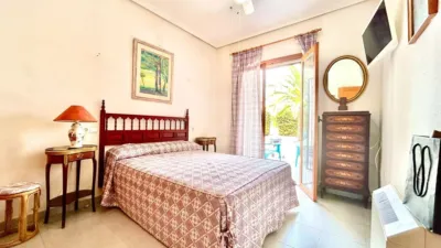 Chalet en La Zenia photo 27