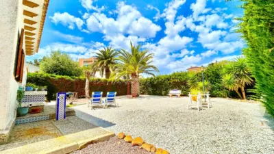 Chalet en La Zenia photo 9