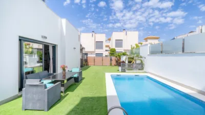 Casa – Torrevieja, Aguas Nuevas 2, Urbanización El Chaparral - Vista 3