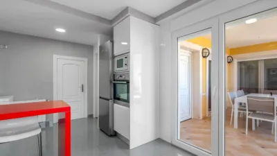 Casa – San Miguel de Salinas, Urbanización Ciudad de las Telecomunicaciones - Más