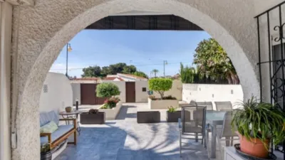 Chalet en Playa de los Locos photo 24
