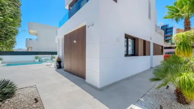 Casa – Guardamar del Segura, Urbanització Pinar de Guardamar - Més
