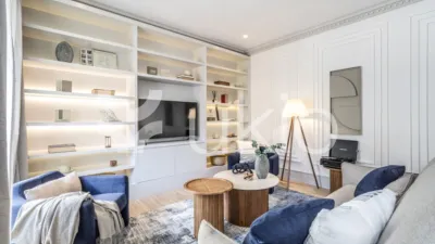 Piso en alquiler en Calle de Augusto Figueroa - Imagen 4