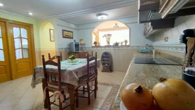 House in the Centre photo 42