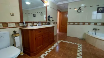 House in the Centre photo 53
