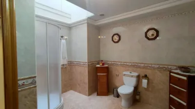 House in the Centre photo 8