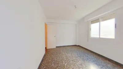 Apartment in Patraix photo 9