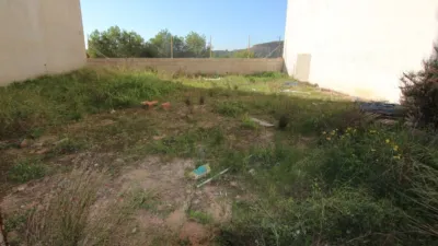 Terreno en venta en Carrer de Molivent - Más